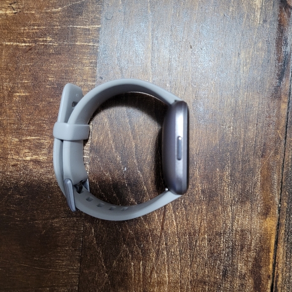 Fitbit Versa 2 - Picture 4 of 5